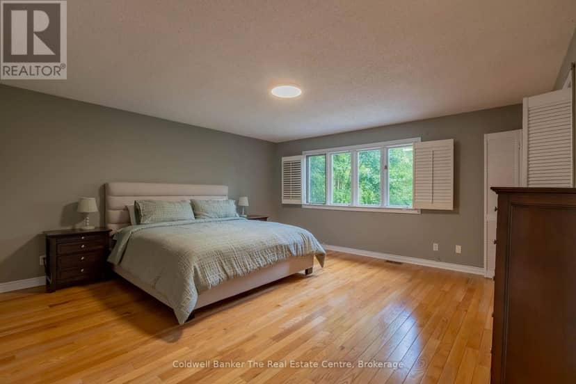 110 Forest Glen Drive — photo 29 of 40