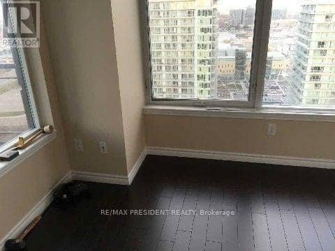 2102 - 385 Prince Of Wales Drive — photo 3 of 10