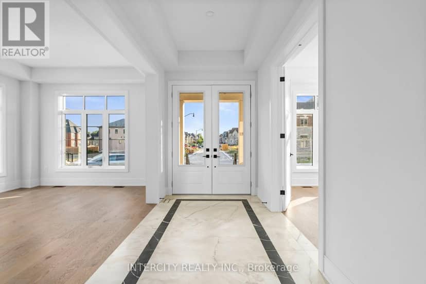 20 Gold Bottom Crescent — photo 5 of 40