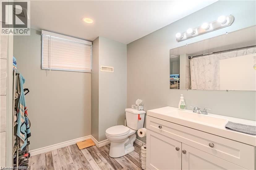 591 GOVERNORS Road E — photo 19 of 38
