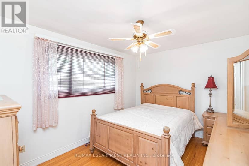 37 Lorne Avenue — photo 17 of 34