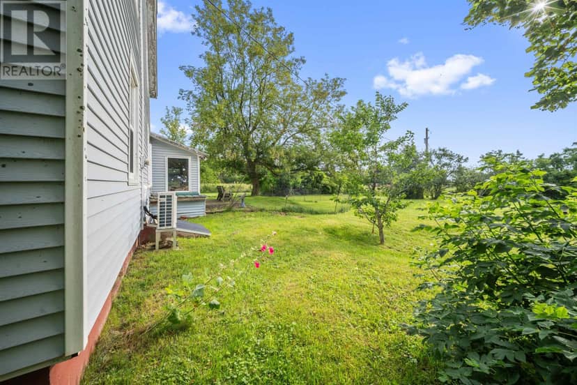 62 Coopers Lane — photo 3 of 40