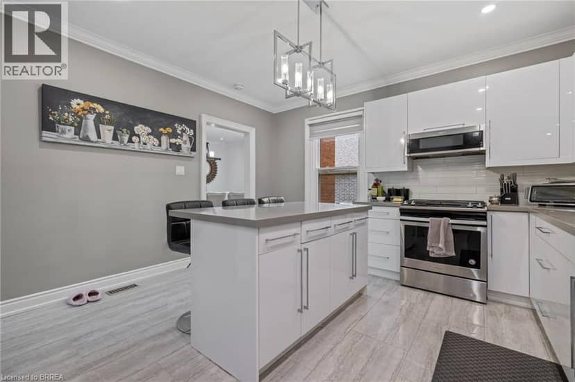 169 MOUNT PLEASANT Street — photo 17 of 40