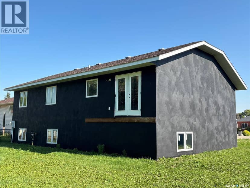 117 Carson BAY, Lampman, photo 4
