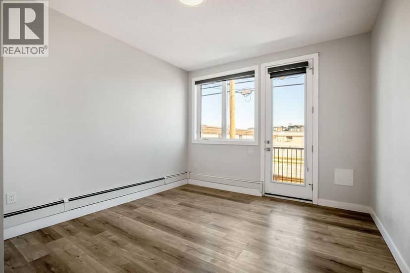 2226 Westmount Road NW, Calgary, photo 8