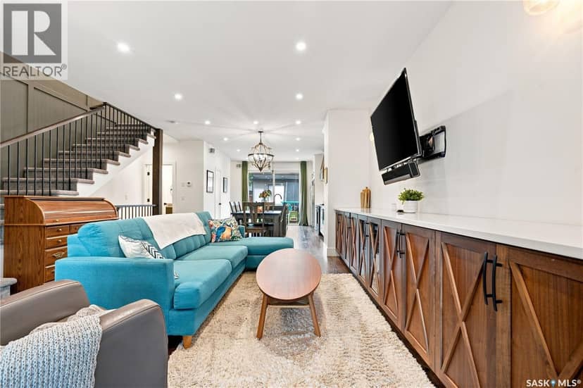 1172A Spadina CRESCENT E — photo 9 of 40