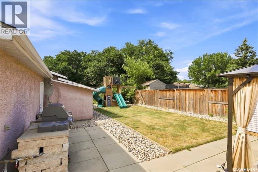 50 Markwell DRIVE — photo 32 of 40
