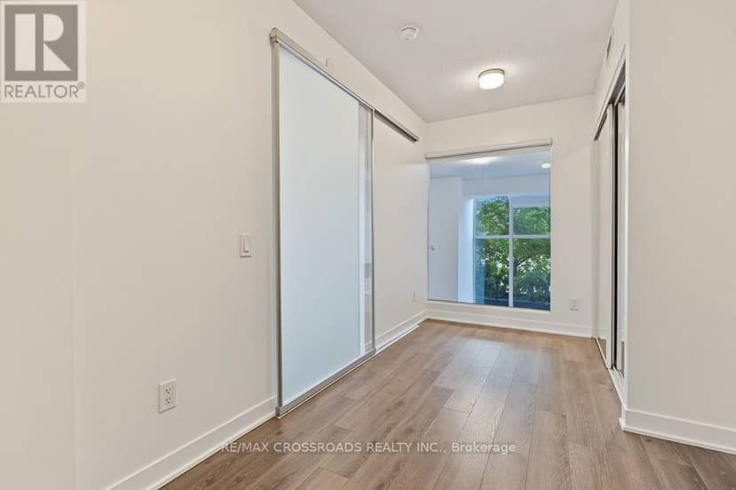 TH05 - 58 Queens Wharf Road — photo 15 of 21