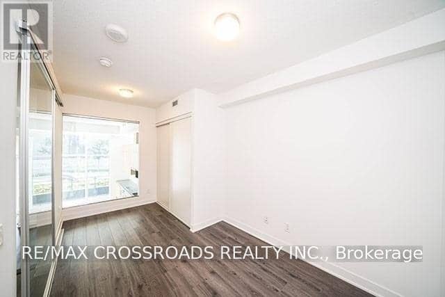 TH05 - 58 Queens Wharf Road — photo 16 of 21