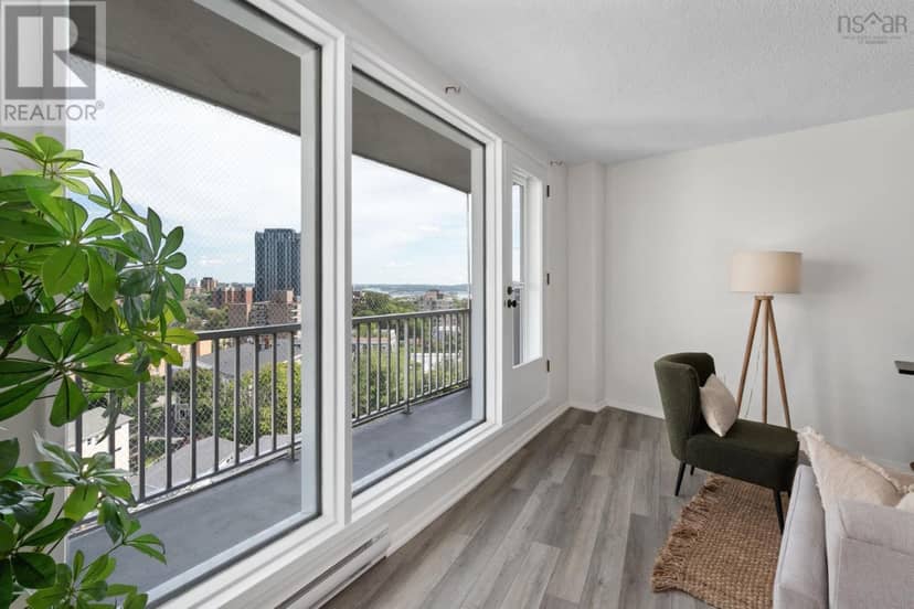 1002 1074 Wellington Street — photo 15 of 40