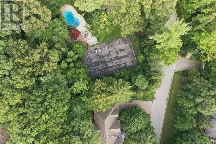 2035A Heartwood Court — photo 4 of 11