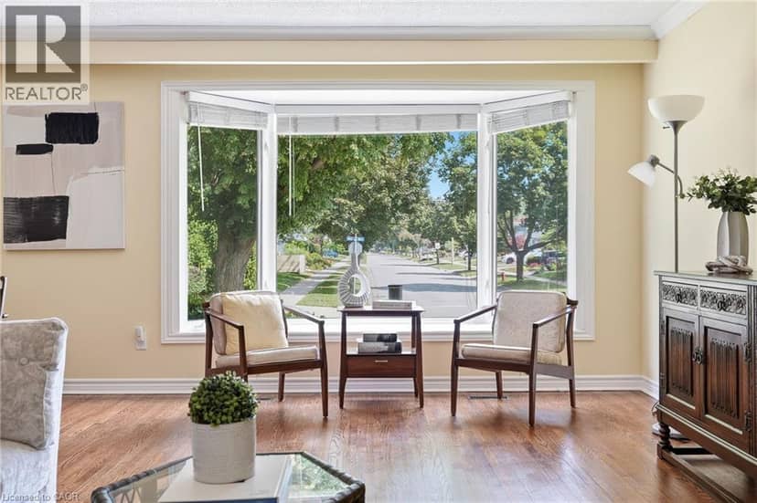 616 MULLIN Way, Burlington, photo 8