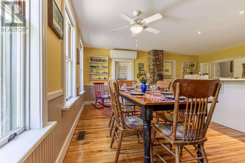 1327 Main Street — photo 14 of 40