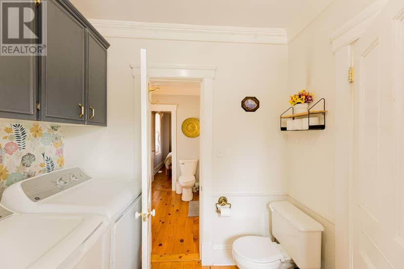 3905 St. Mary's Road — photo 15 of 40