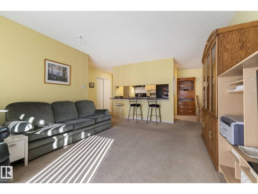 #112 70 Woodsmere Cl — photo 10 of 40