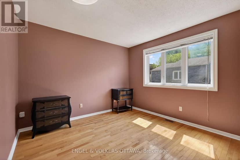 90B Templeton Street — photo 19 of 32