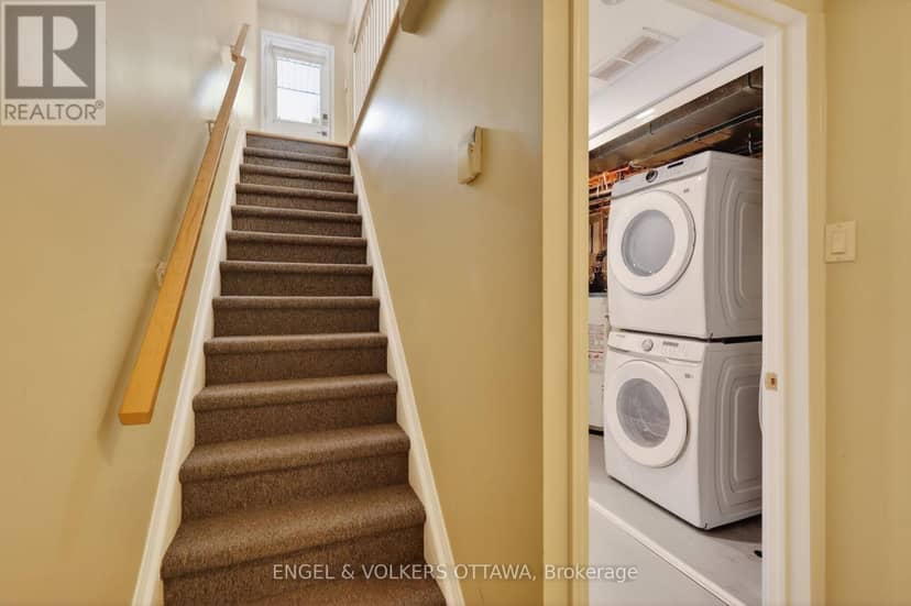 90B Templeton Street — photo 26 of 32