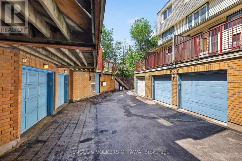 90B Templeton Street — photo 31 of 32