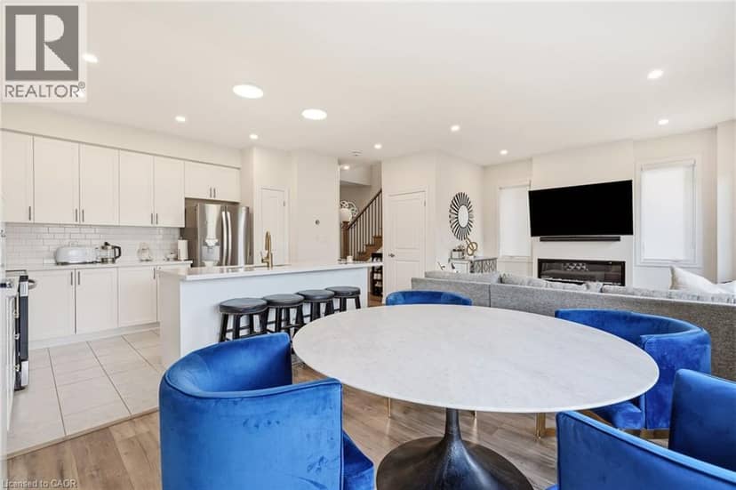 67 PINOT Crescent — photo 11 of 40