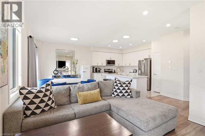 67 PINOT Crescent — photo 14 of 40