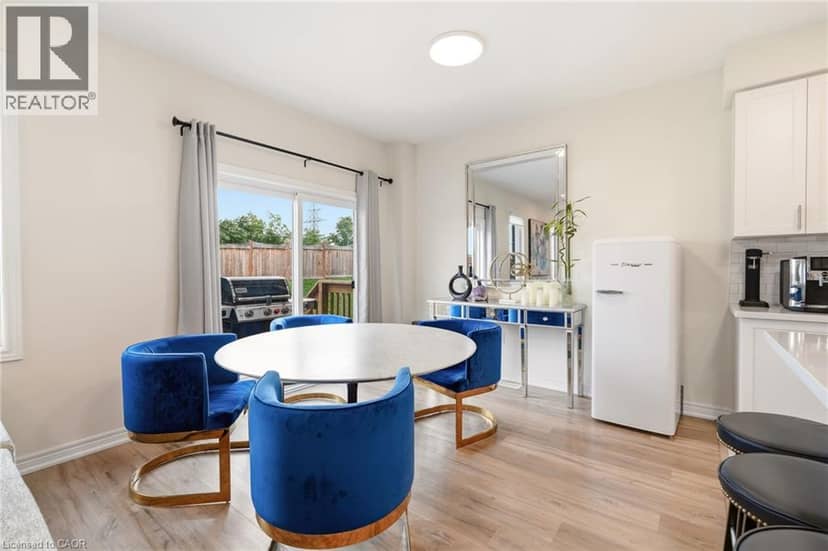 67 PINOT Crescent — photo 17 of 40