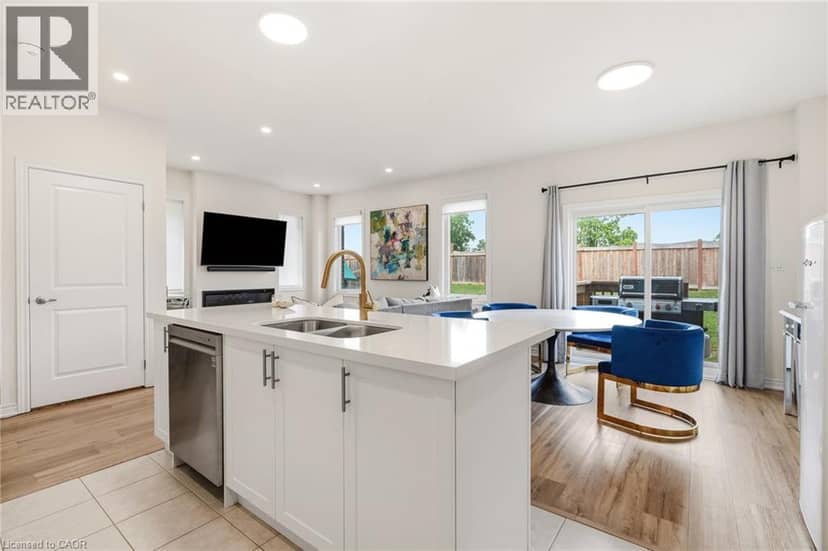 67 PINOT Crescent, Stoney Creek, photo 8