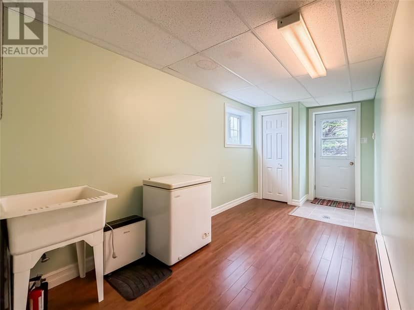 36 Atlantic Street — photo 23 of 28