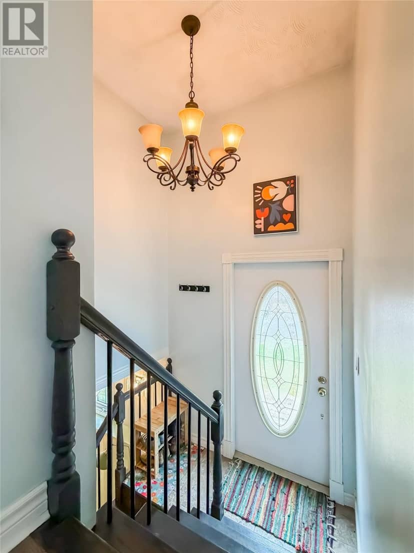 36 Atlantic Street — photo 4 of 28