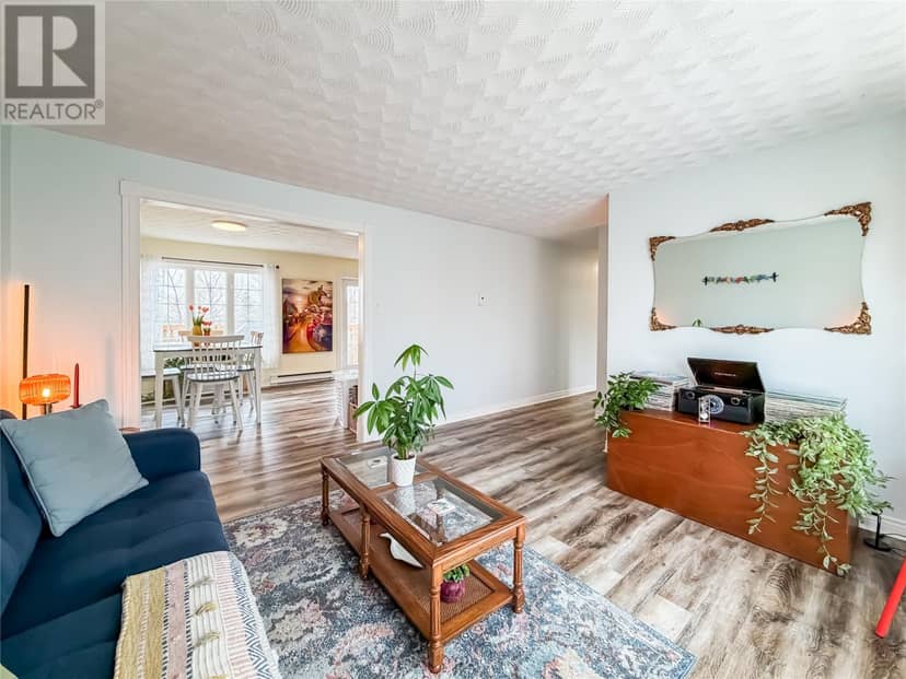 36 Atlantic Street — photo 6 of 28