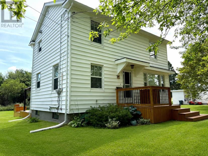 5 Elmwood Drive — photo 3 of 40