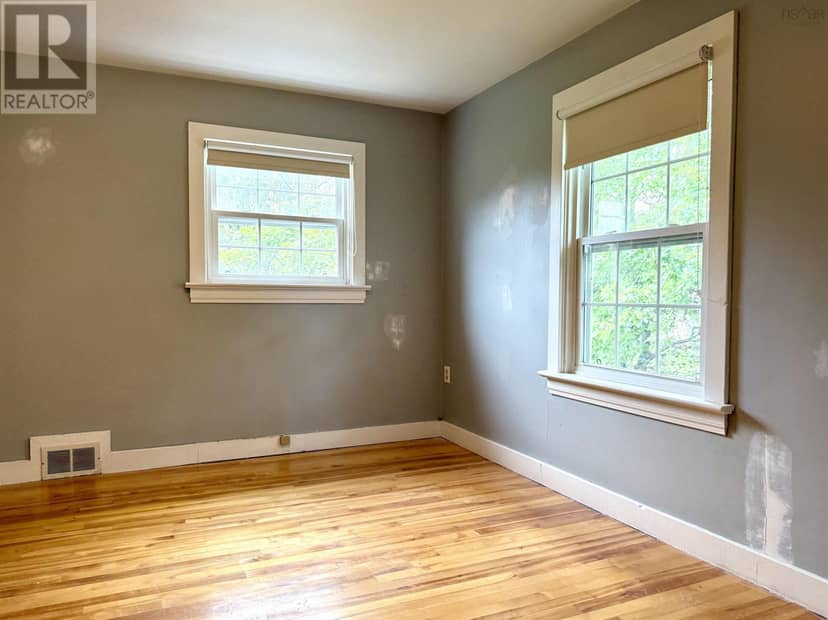 5 Elmwood Drive — photo 40 of 40