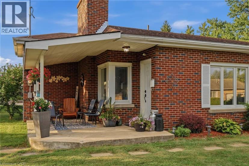 438 FOREST LAWN Avenue — photo 3 of 40