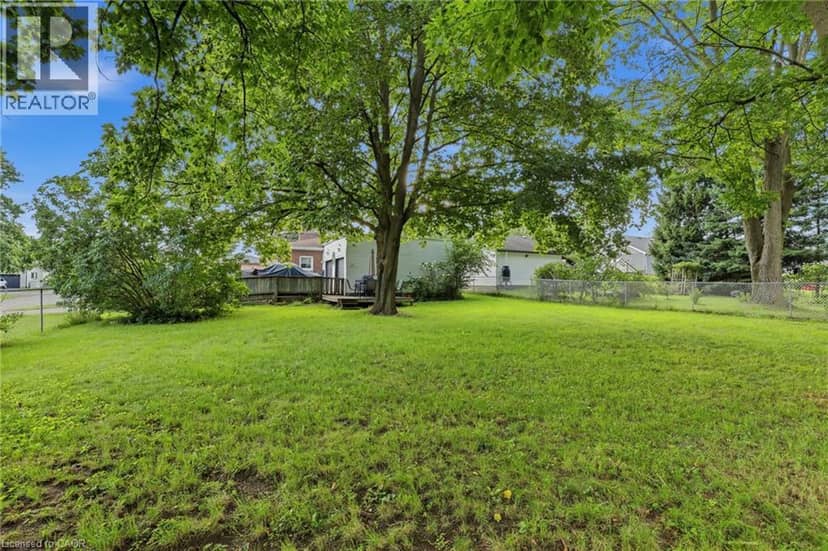 438 FOREST LAWN Avenue — photo 36 of 40