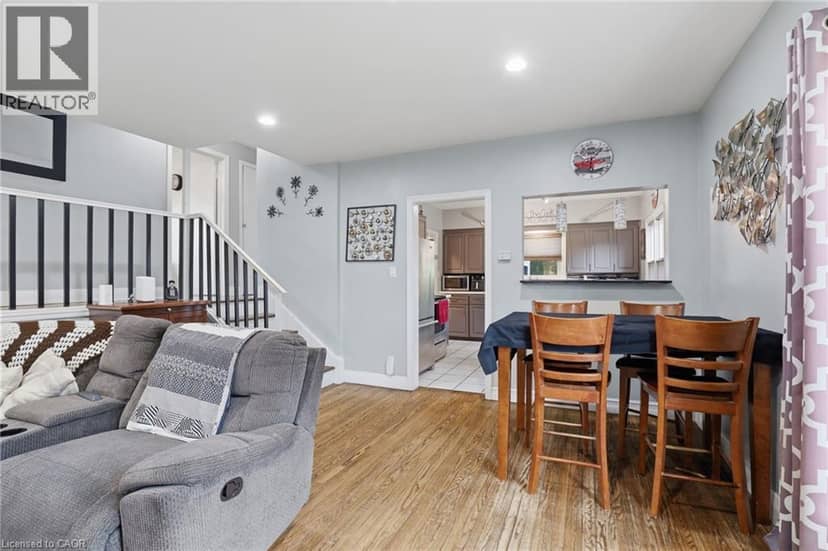 438 FOREST LAWN Avenue — photo 7 of 40