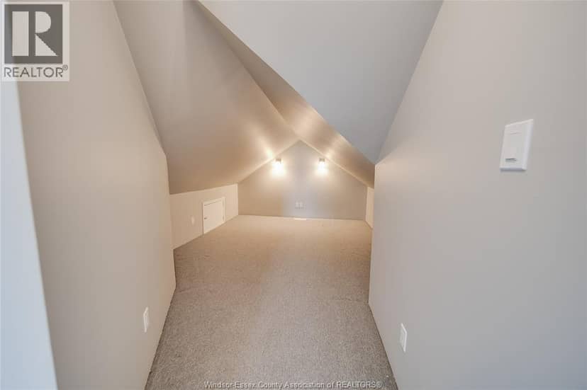 13902 Riverside Drive — photo 24 of 39