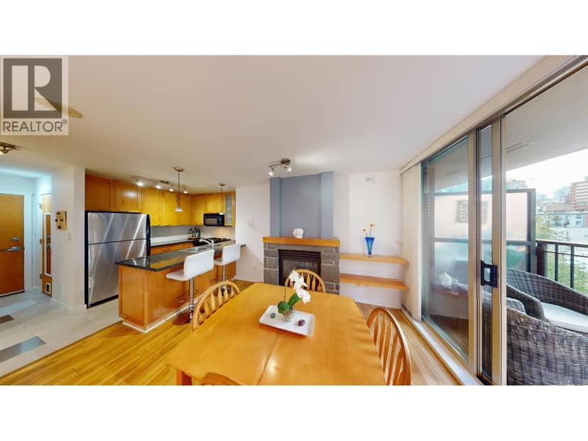 603 989 RICHARDS STREET, Vancouver, photo 2