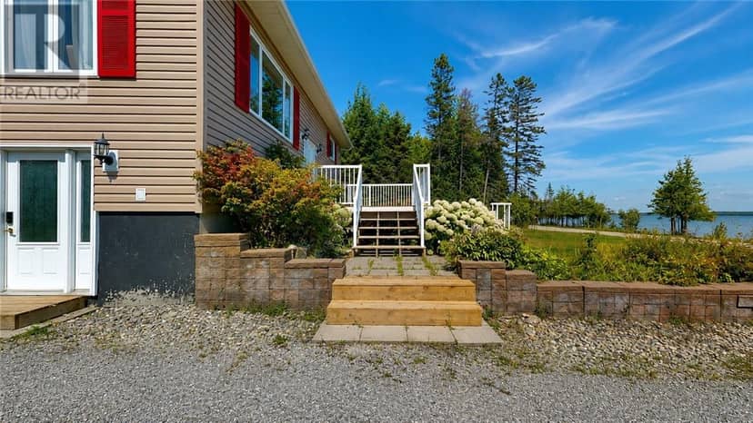 35 Ducks Bay Road — photo 31 of 40