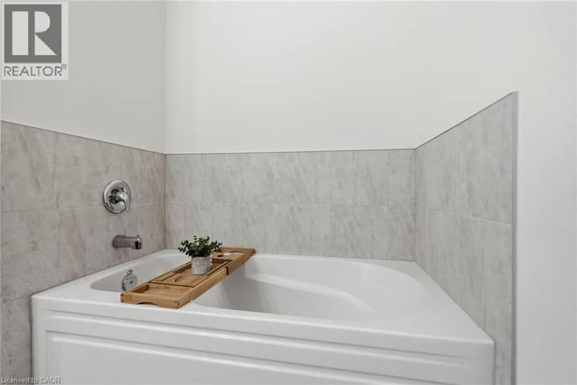 305 GARNER Road W Unit# 68 — photo 39 of 40