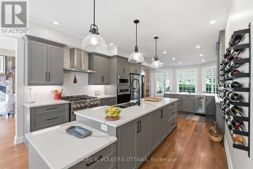 6622 Blossom Trail Drive — photo 10 of 40