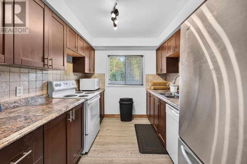 815 Lagoon Drive — photo 11 of 40