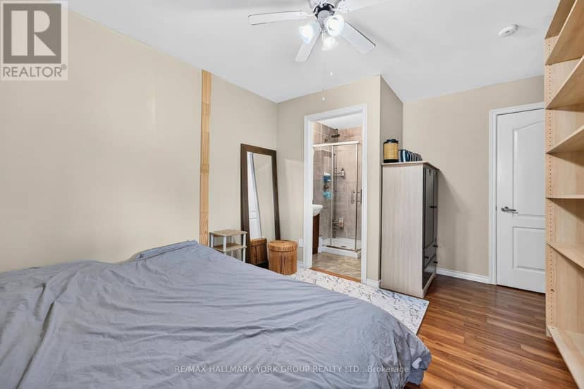 815 Lagoon Drive — photo 13 of 40