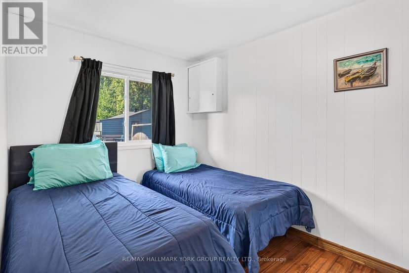815 Lagoon Drive — photo 17 of 40