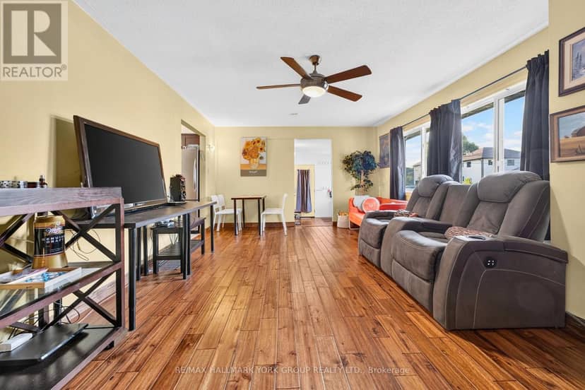815 Lagoon Drive — photo 9 of 40