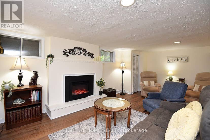936 Boothman Avenue — photo 21 of 34