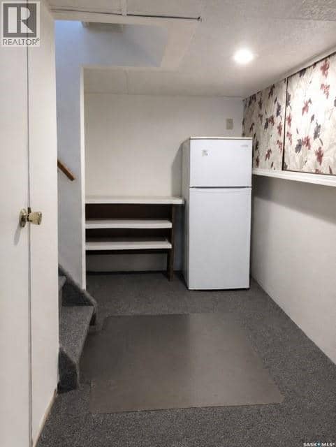 43 1st AVENUE NW — photo 22 of 23