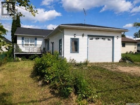 43 1st AVENUE NW, Preeceville, photo 3