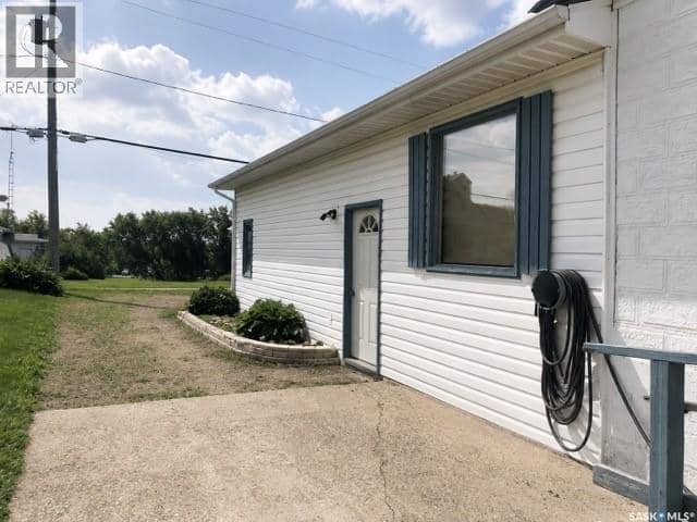 43 1st AVENUE NW, Preeceville, photo 4