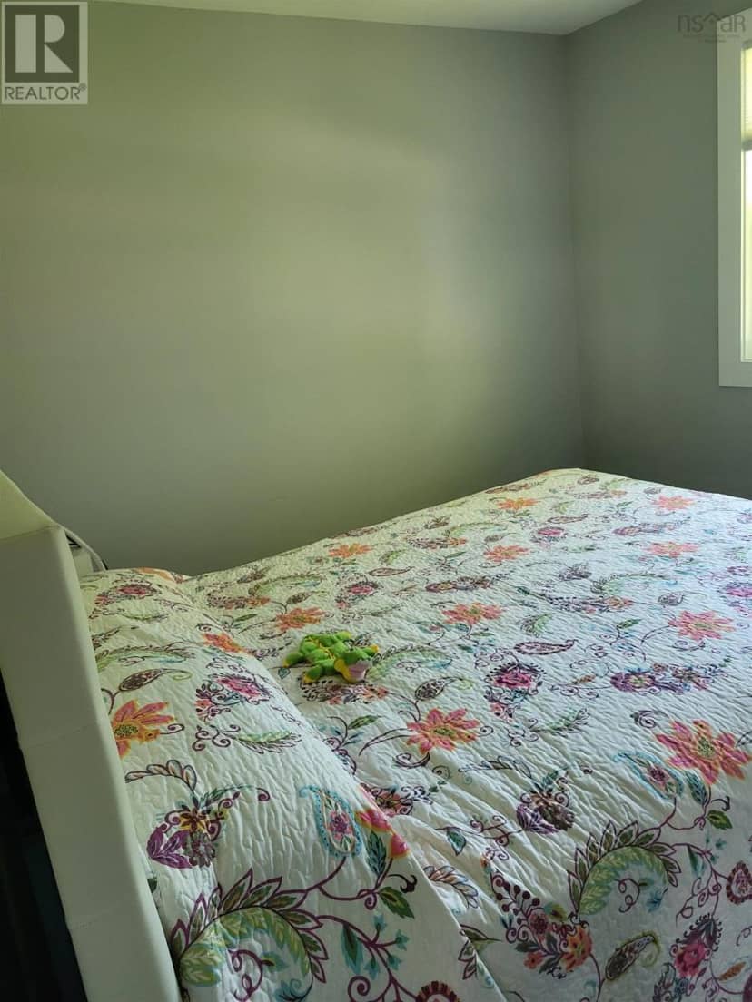 44 Kaulback Street — photo 13 of 22