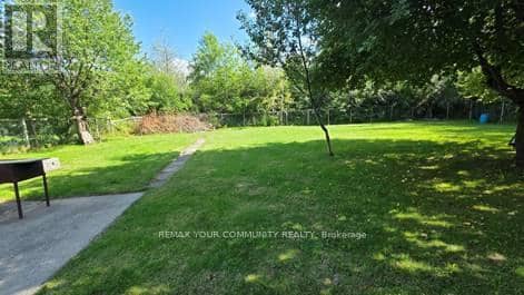 1031 Metro Road — photo 33 of 34