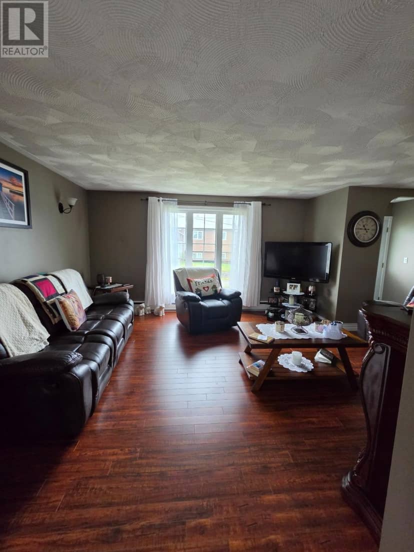 4-6 Manse Road — photo 9 of 21